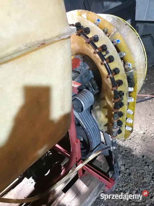 Sprzedam opryskiwacz pilmet zawieszany Opryskiwacze Poniatowa