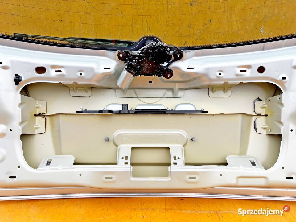VW GOLF PLUS KLAPA TYŁ KOLOR LA7W sprzedam