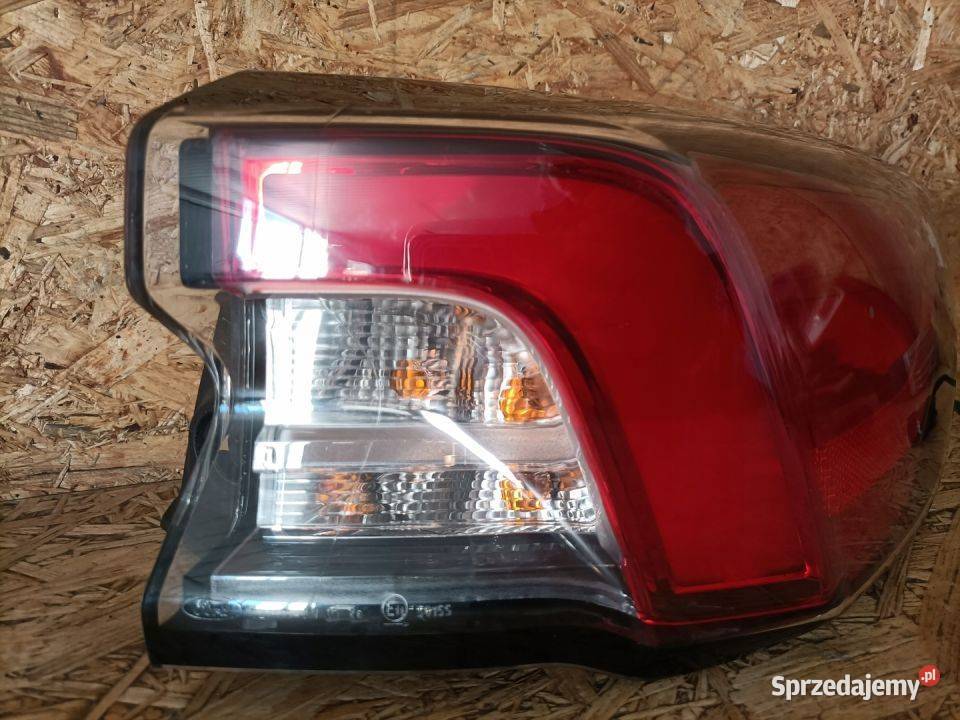 FORD KUGA MK3 20 LAMPA ZEWNĘTRZNA PRAWY TYŁ Pleszew