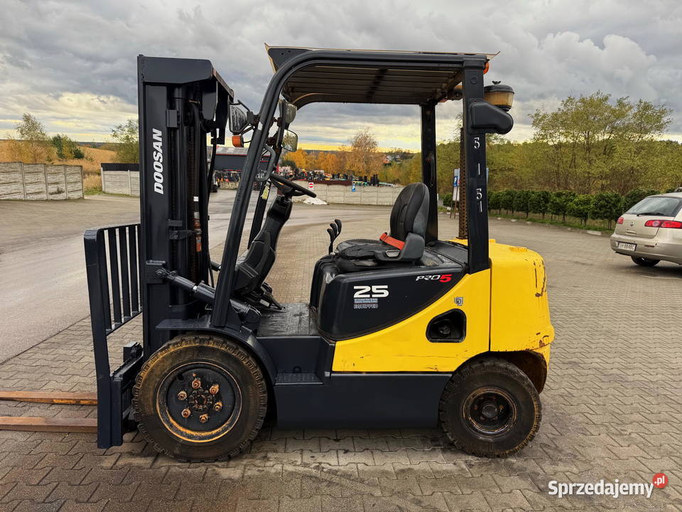 wózek widłowy DOOSAN D25S5 TRIPLEX 470m 2370mtg Wózki widłowe Działoszyn sprzedam