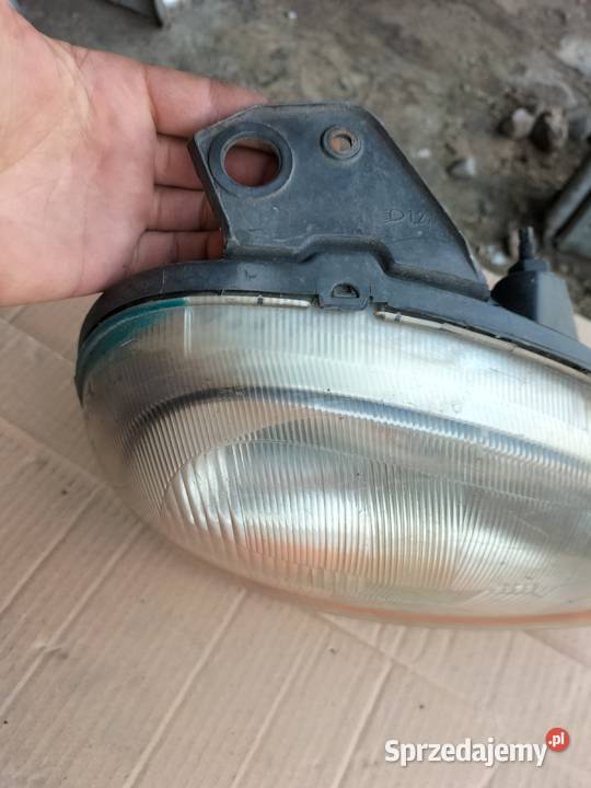 KANGOO LAMPA PRZÓD PRZEDNIA PRAWA Kamień-Kolonia