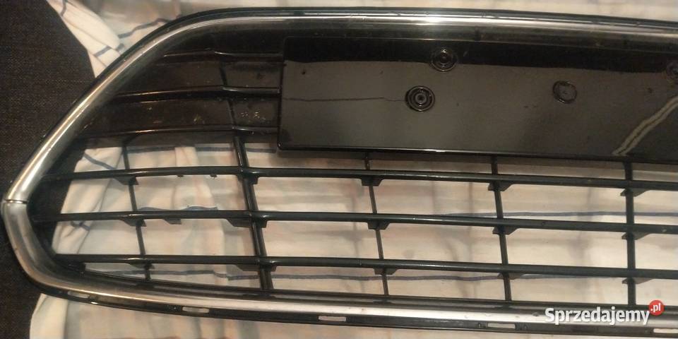 Ford Mondeo MK4 FL kraty dolne zderzaka 3