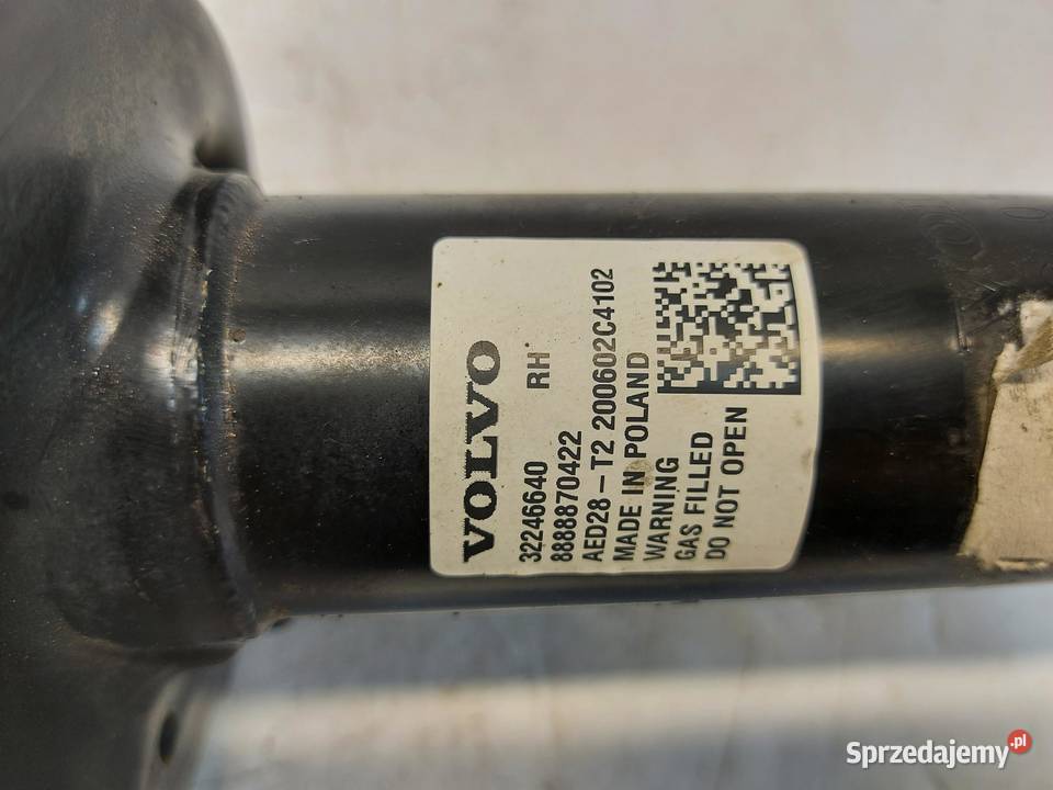 VOLVO XC40 Amortyzator przód prawy 32246640