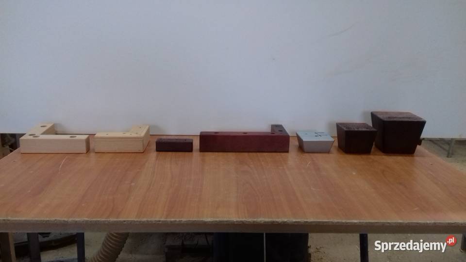 Nogi do krzeseł i mebli współpraca