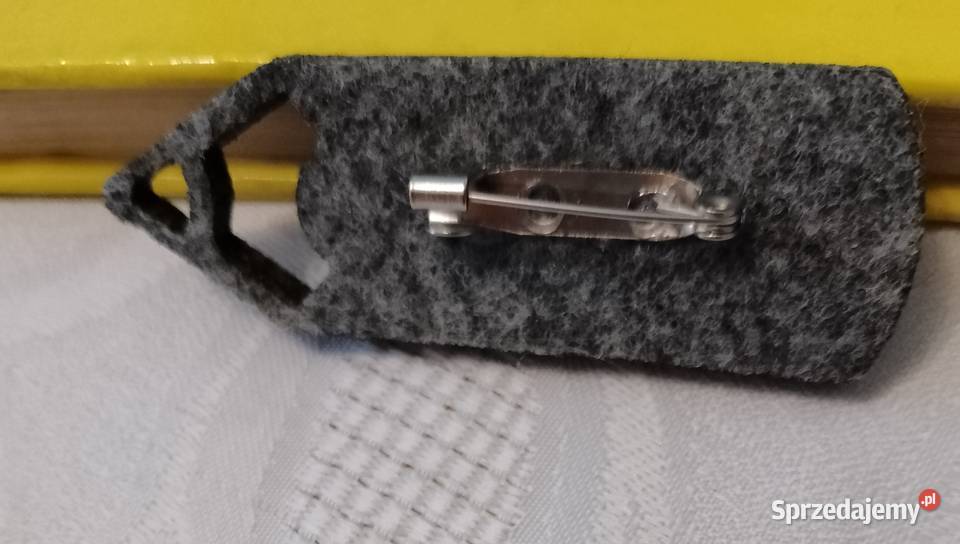 BROSZKA filcowa szara kształt ołówka filc Oborniki