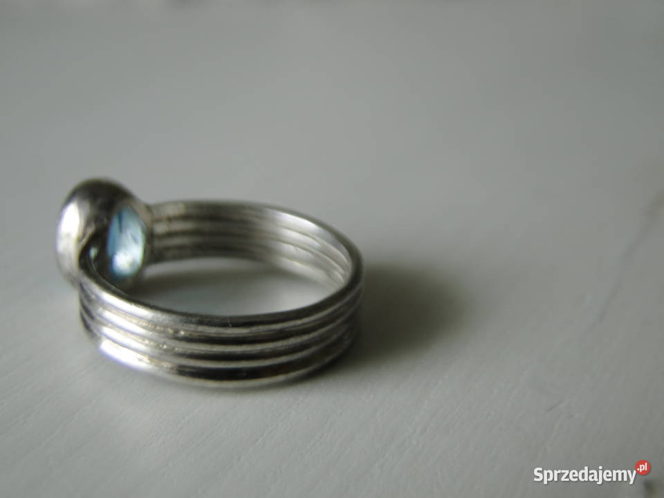 Cudny pierścionek srebro 925 i lazurowa cyrkonia Warszawa