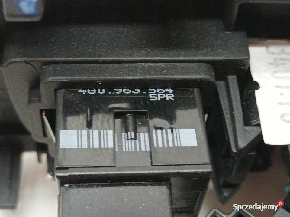 PRZEŁĄCZNIK FOTELA KANAPY 4G0963563 4G0963564