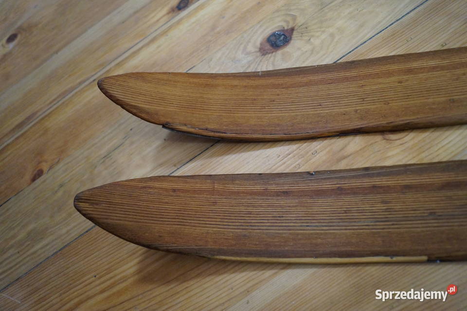 Stare narty jesionowe 180 z kijkami