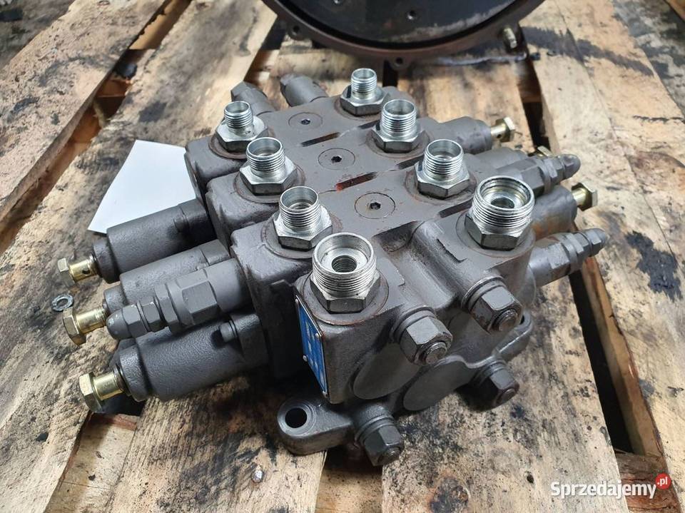 ROZDZIELACZ ŁADOWARKA GUNSTING 916 01585 2019