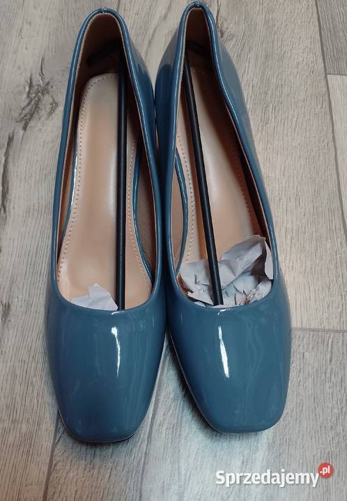 40 Niebieskie szare czółenka wieczorowe z Kraków