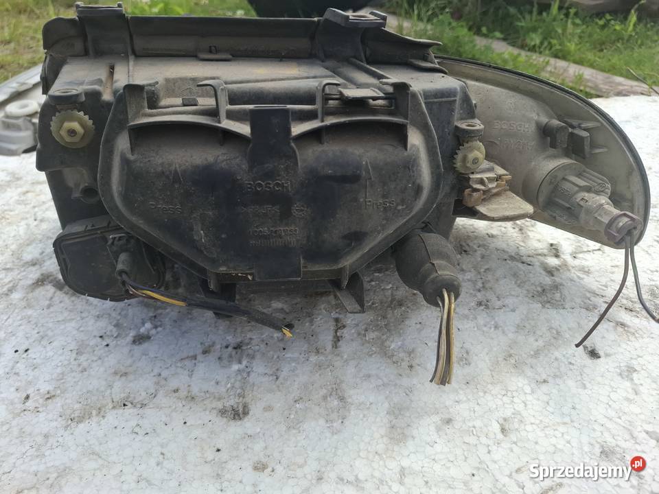 Lampa Prawa Przednia Audi A4 B5 Bosch lubelskie Wisznice
