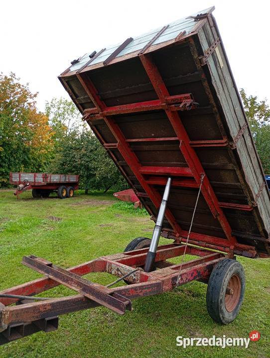 Przyczepa rolnicza wywrotka na trzy strony 35 nieuszkodzony Sośno