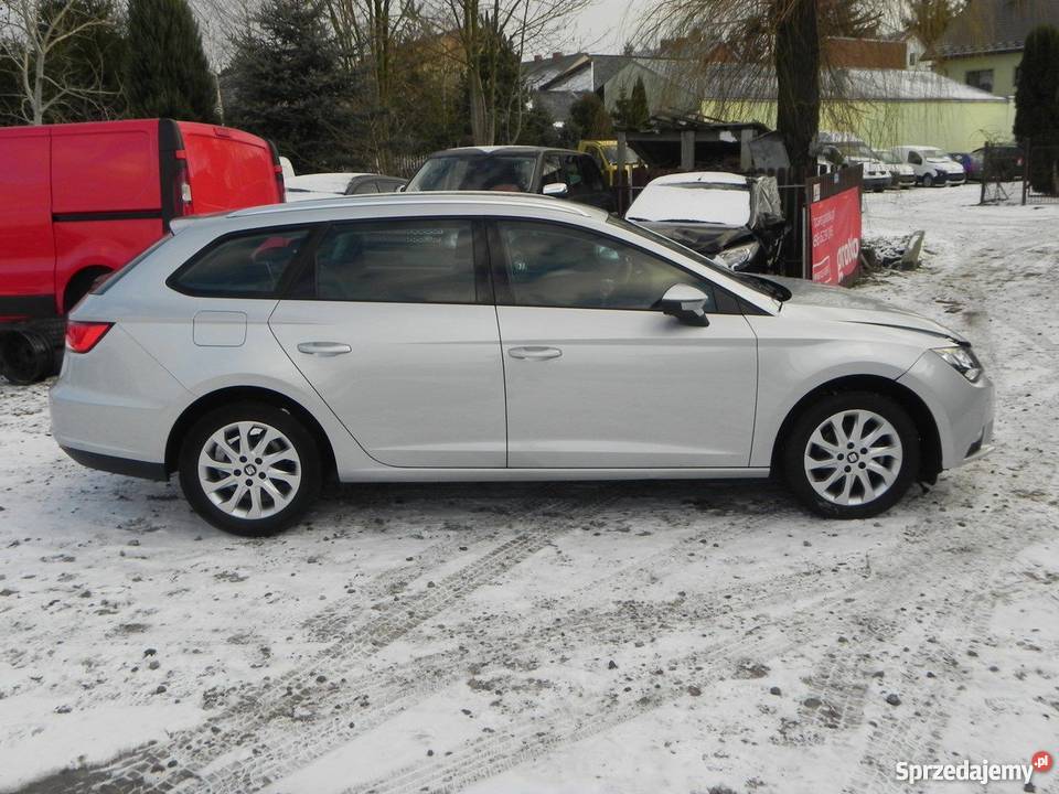 Do sprzedania Seat Leon uszkodzony 2014