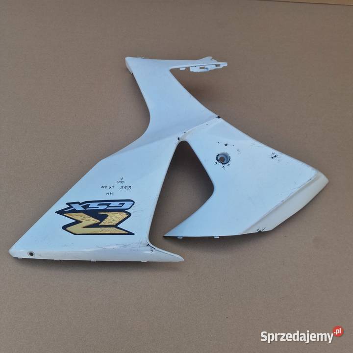 SUZUKI GSXR 1000 K9 BOK BOCZEK OWIEWKA OSŁONA Szyby i owiewki Bieleń sprzedam