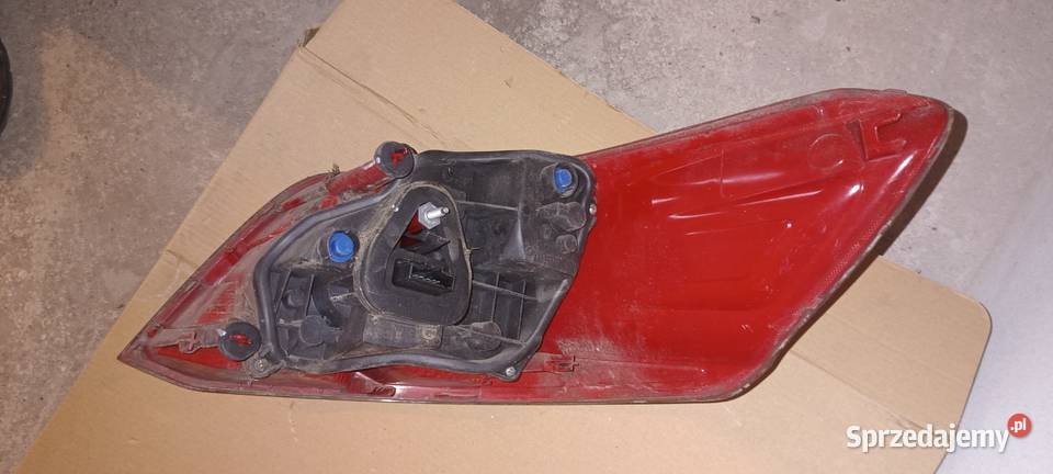 Lampa tylna tył prawa lewa komplet Peugeot 301 podkarpackie Krzemienica