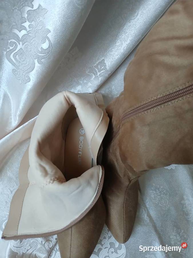 Beżowe kozaki botki marszczone BODYFLIRT bonprix mazowieckie