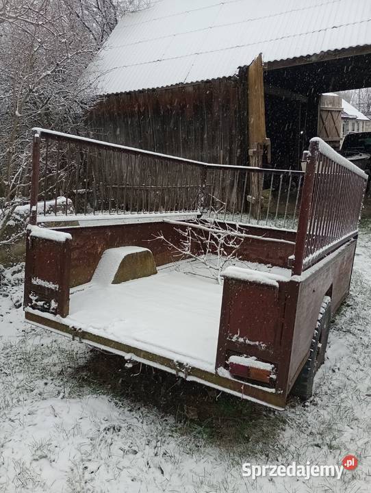 Przyczepa rolnicza jednoosiowa do ciągnika Liza Stara