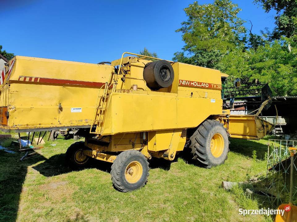 Kombajn zbożowy Holland TX32 Wola Mąkolska