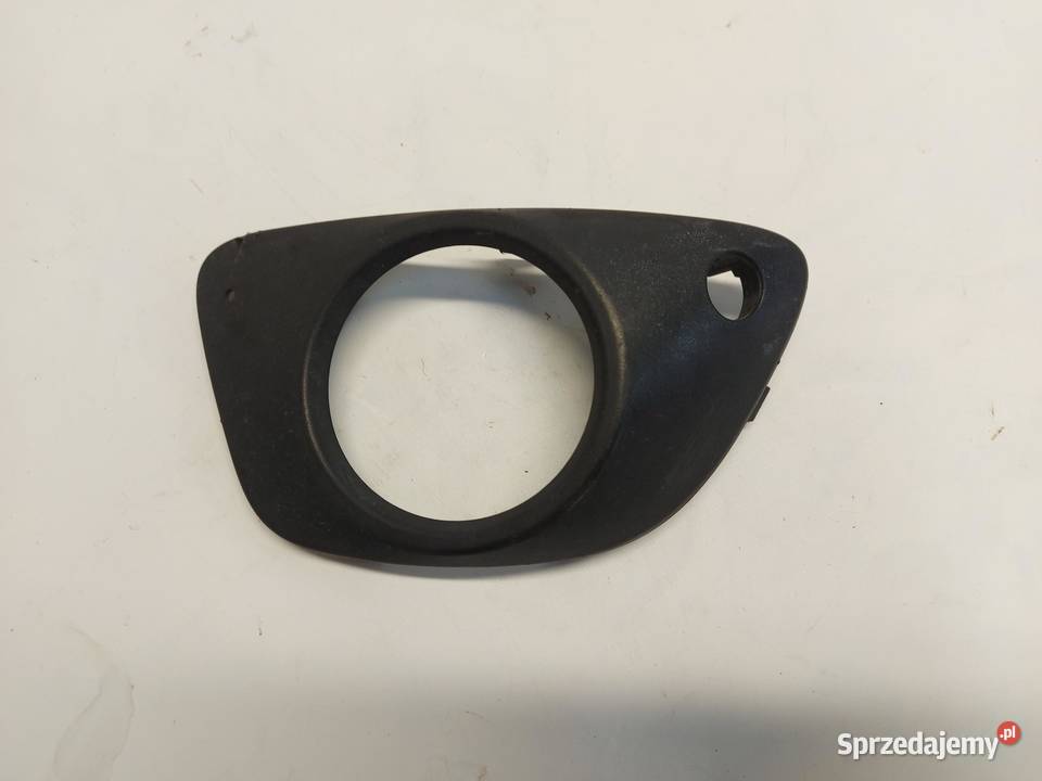 PORSCHE MACAN S 95B Kratka zderzaka halogenu sprzedam