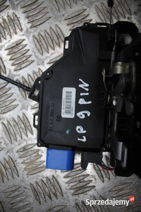 ZAMEK DRZWI LEWY PRZÓD 9 PIN VW GOLF V 3D1837015 osobowe Zamki, wkładki i kluczyki