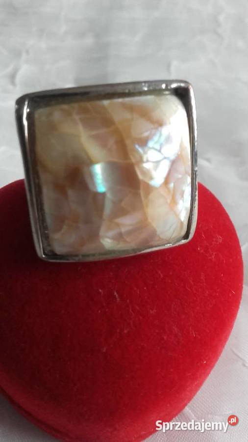 MIEDZIANY POWLEKANY SREBREM OKAZAŁY PIERŚCIEŃ