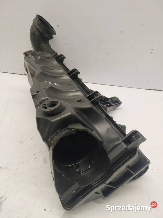 OBUDOWA FILTRA POWIETRZA V760954680 18 VTI THP Rok produkcji 2010 sprzedam