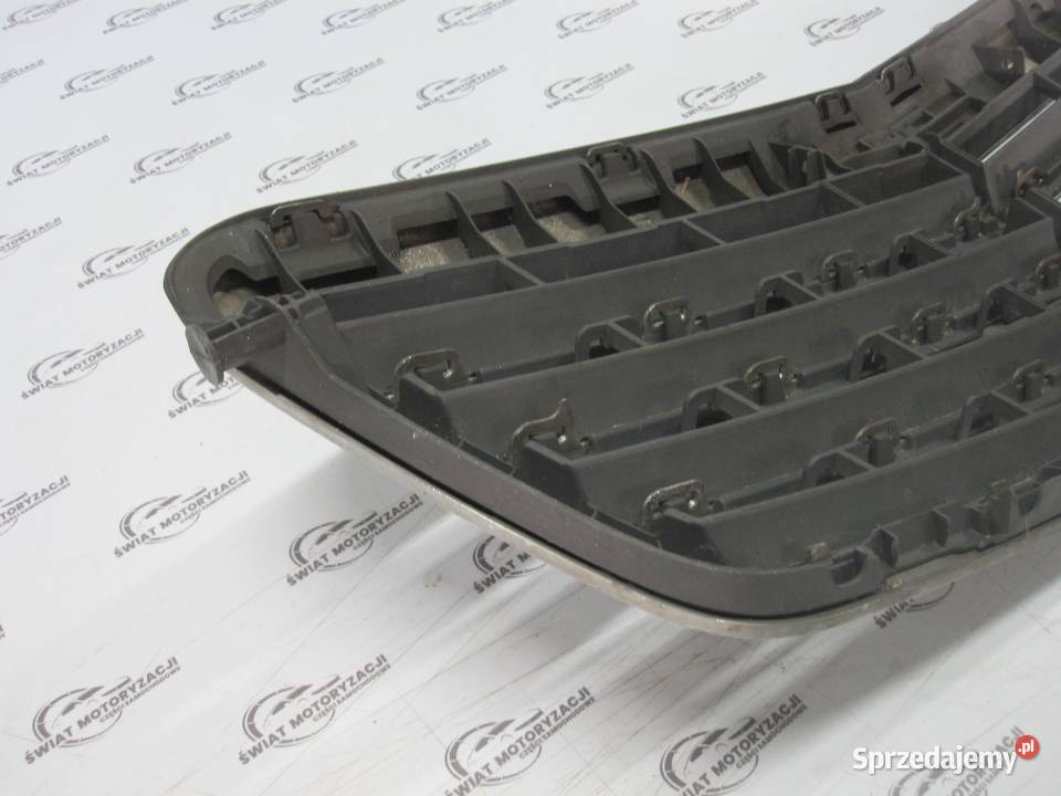 MERCEDES E IV W212 12r grill atrapa A2128800183 Kielce