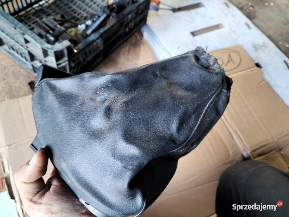 MIESZEK POKRWIEC NA LEWAREK ZMIANY BIEGÓW FORD Kamień-Kolonia