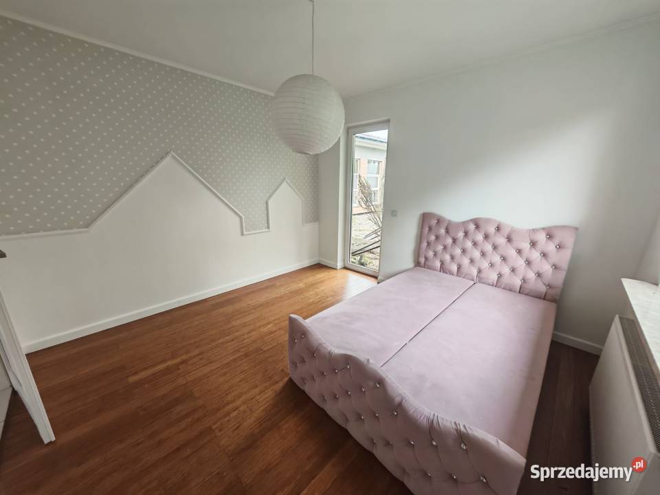 Sprzedam Łóżko kryształki cyrkonie piki ala 140cm śląskie