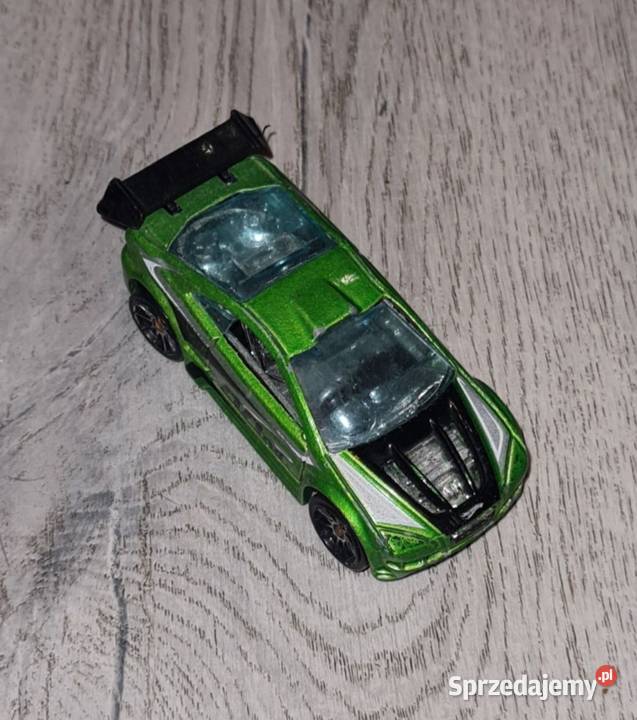 Autko samochód resorak Hot Wheels Asphalt