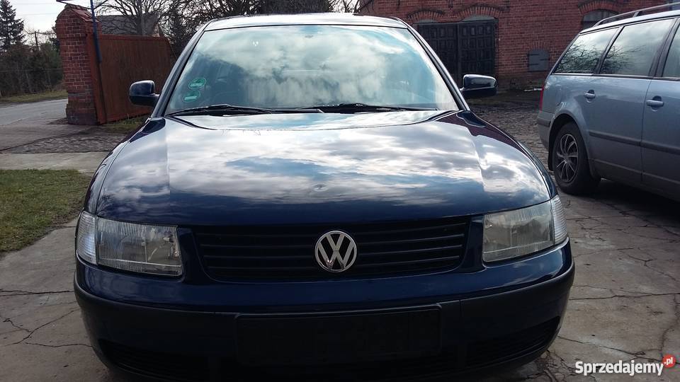 VW PASSAT B5 16 KLIMAModel 1998 Bezwypadkowy Wschowa