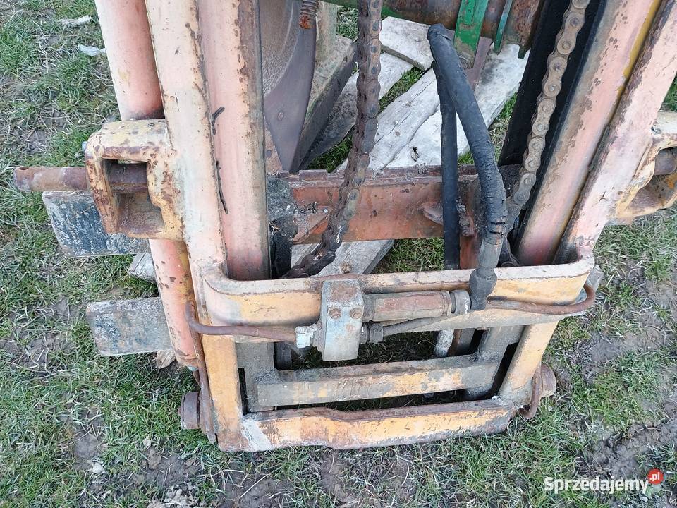 Maszyny rolnicze pług maszt Pługi Pińczów