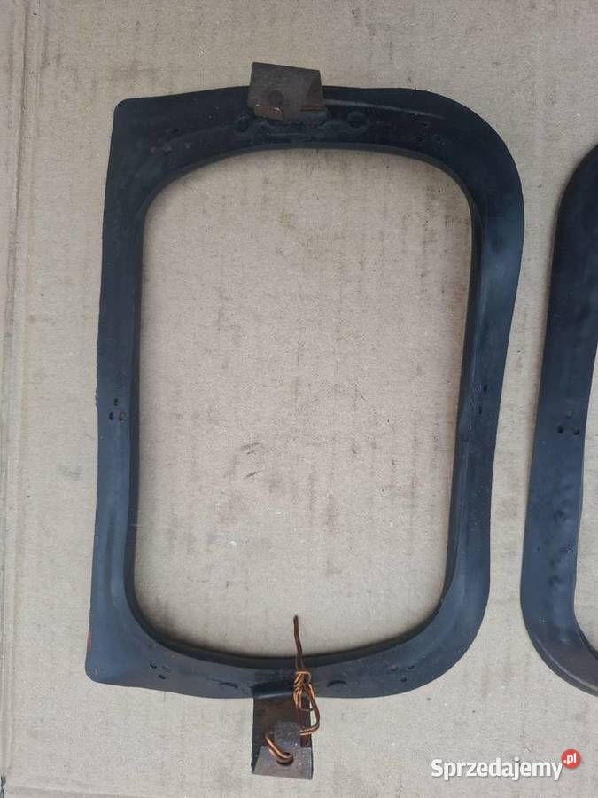 Zewnętrzne ramki reflektorów przednich Fiat 126p osobowe Strzelce Opolskie sprzedam