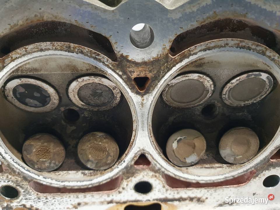 GŁOWICA CYLINDRÓW Peugeot 207 14 16V 9656249480 Części samochodowe