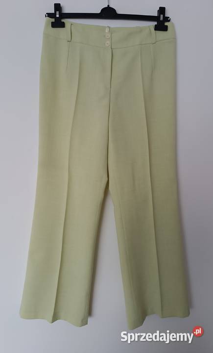 Klasyczny damski garnitur limonkowo miętowy Garsonki i kostiumy lubelskie Radzyń Podlaski