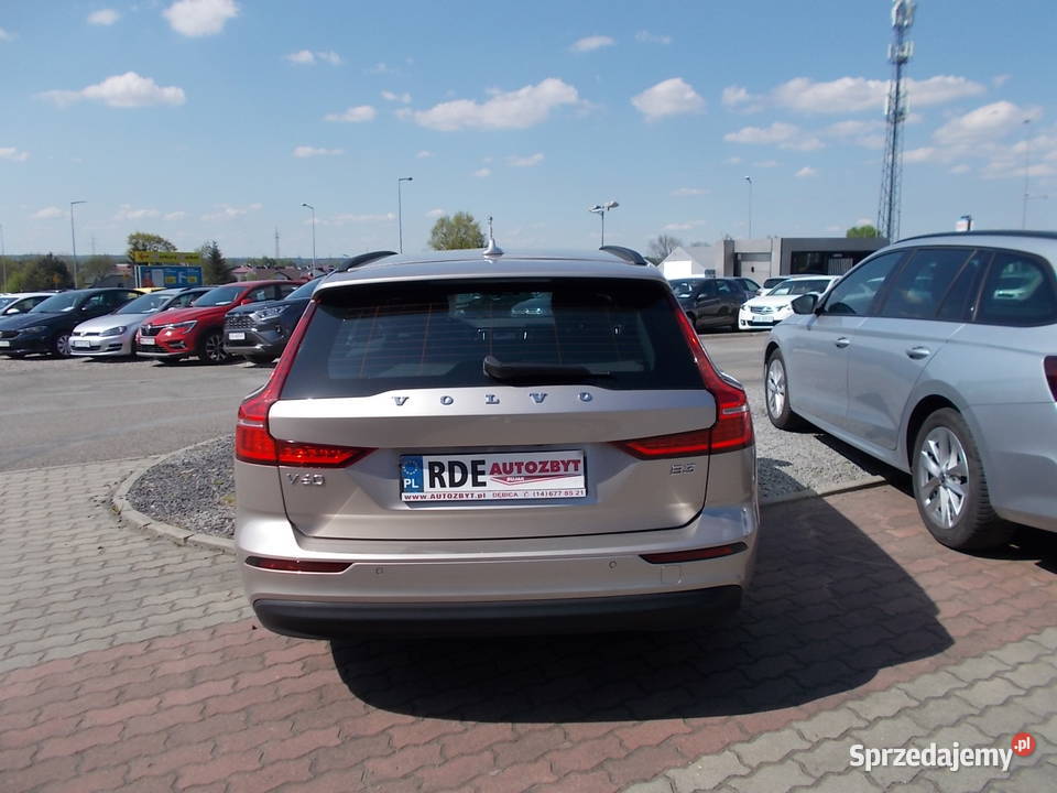 VOLVO V60 B3 Mild HybridAutomatsalon Polska wspomaganie kierownicy podkarpackie Dębica
