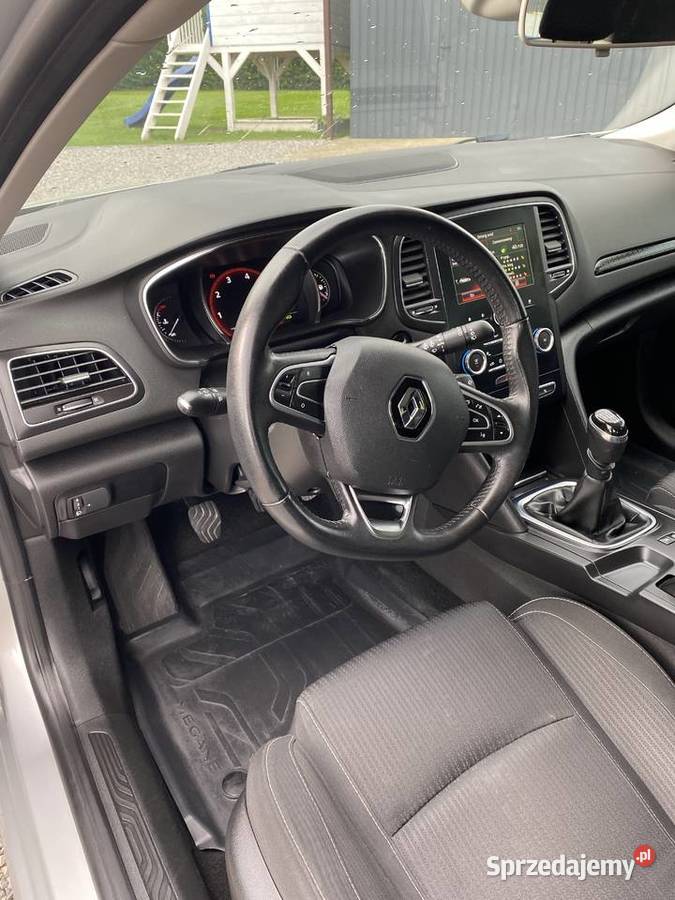 Renault Megane 2016 navi keyless czujniki Rok produkcji 2016 Kolbuszowa sprzedam