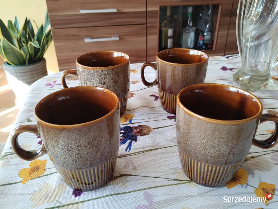 PRL kubki z uchem Zośka Mirostowice 4