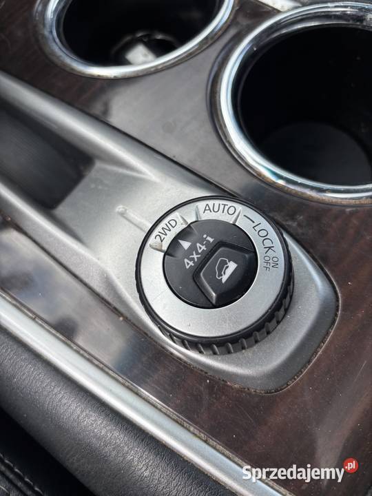 Nissan Pathfinder 2015 DVD 4x4 35 benzyna mazowieckie Sulejówek sprzedam