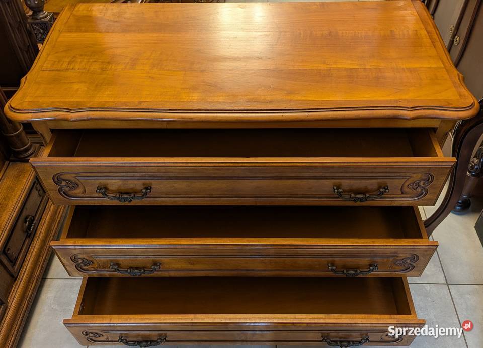ładna komoda ludwikowska orzechsklep Dąbrowa