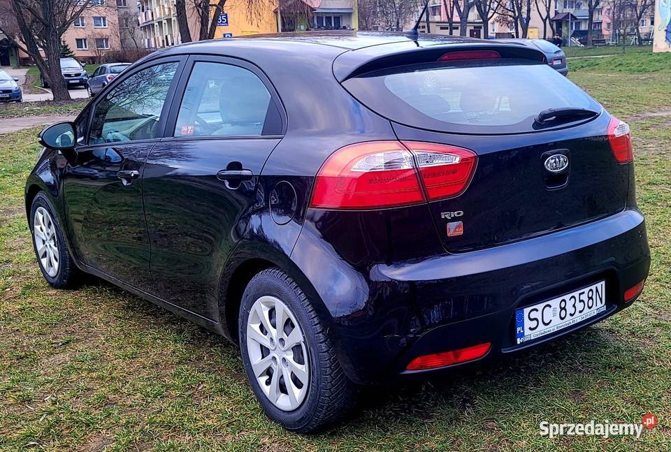 Kia Rio 14 Bogata wersja ledy 6 biegów Klima Ostrowiec Świętokrzyski
