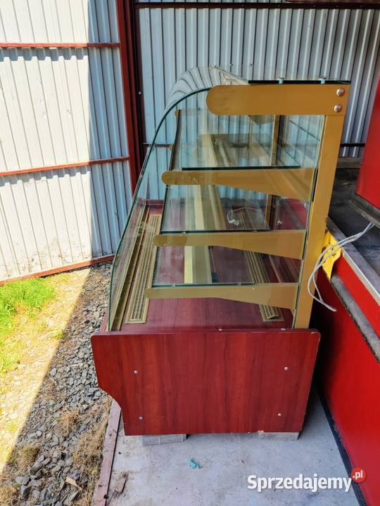 Witryna chłodnicza cukiernicza MAWI 14m z Limanowa