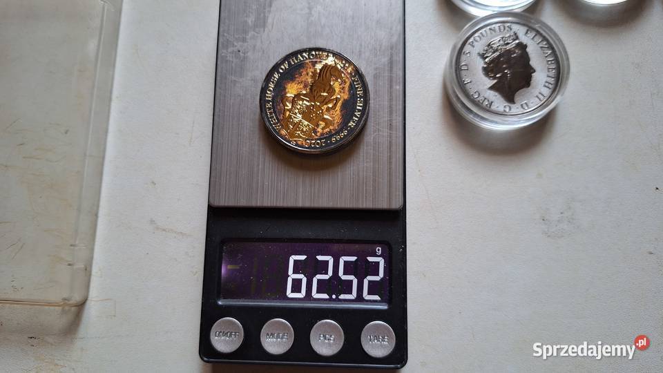 bestie królowej płonące 2 oz sprzedam