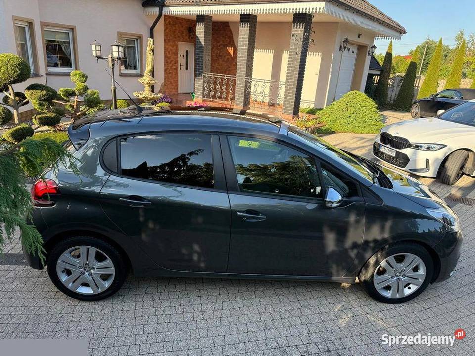 Peugeot 208 12 PureTech Style 2018r Rok produkcji 2018 Krotoszyn