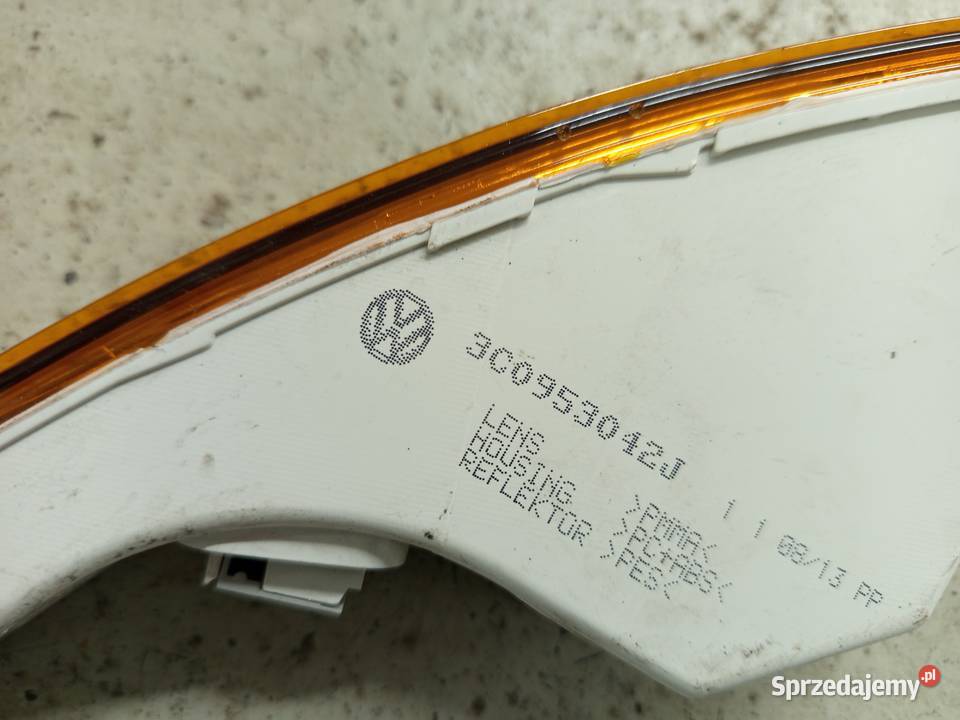 Kierunkowskaz prawy passat b6 orginalny Rzeszów