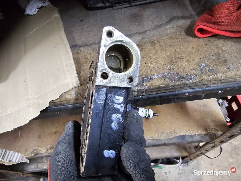 Yamaha DT 80 lc2 głowica 2ra00 pokrywa górna Cylindry, głowice, pierścienie dolnośląskie Jelenia Góra