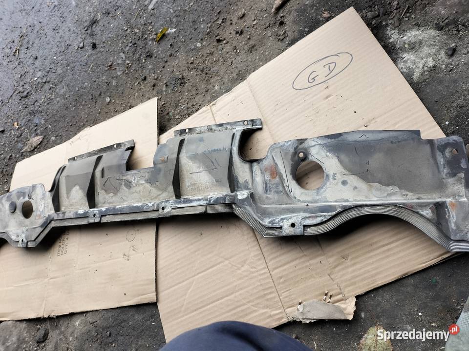 AUDI 80 B4 80B4 BLENDA PLASTIKOWA LISTWA MASKI Kamień-Kolonia sprzedam