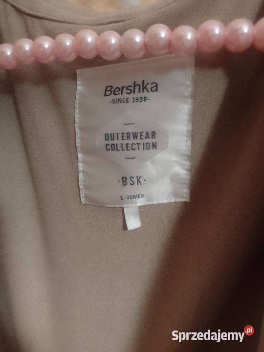 40L Bershka Bogato zdobiona frędzlami Kamizelka Bluzki i koszule małopolskie Kraków