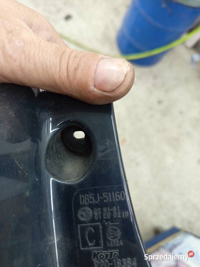 Lampa tylna lewa mazda 2 orginal osobowe