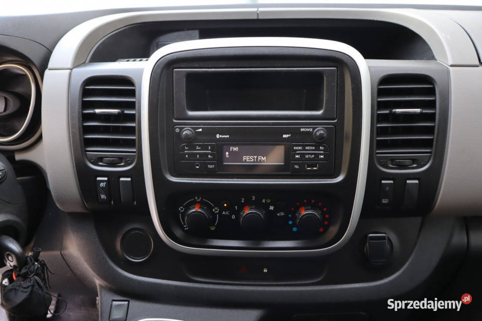 Renault Trafic 16 dCi czujnik parkowania Trafic Zabrze
